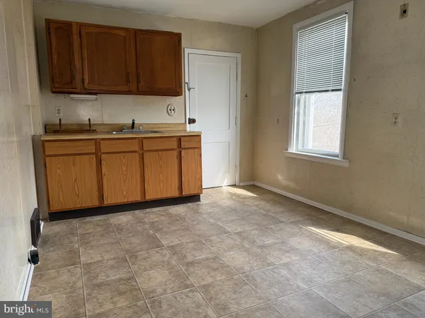 $379,000 | 310 North Dupont Road, Wilmington, DE 19804