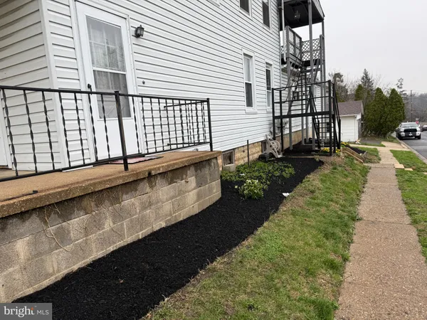 $379,000 | 310 North Dupont Road, Wilmington, DE 19804