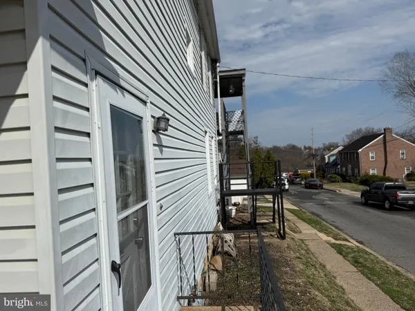 $379,000 | 310 North Dupont Road, Wilmington, DE 19804