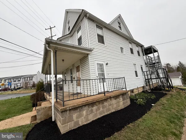 $379,000 | 310 North Dupont Road, Wilmington, DE 19804