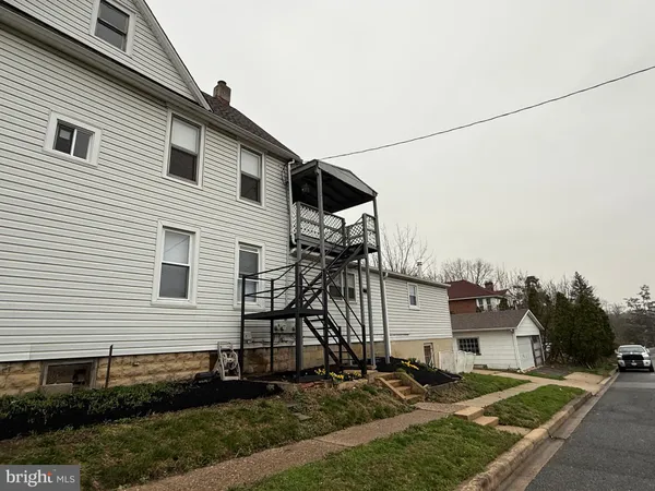 $379,000 | 310 North Dupont Road, Wilmington, DE 19804