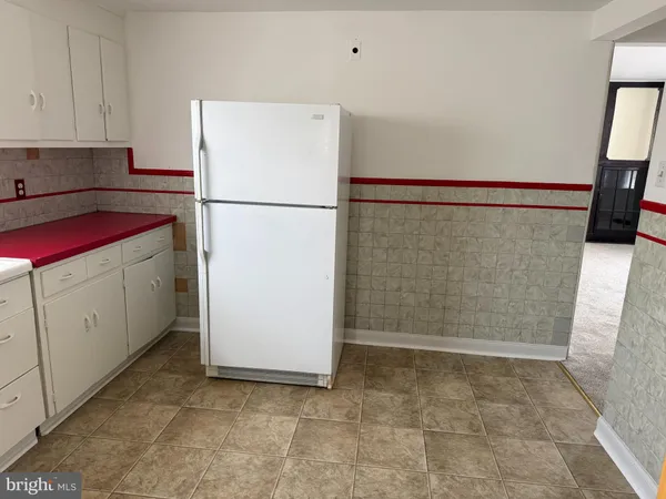 $379,000 | 310 North Dupont Road, Wilmington, DE 19804