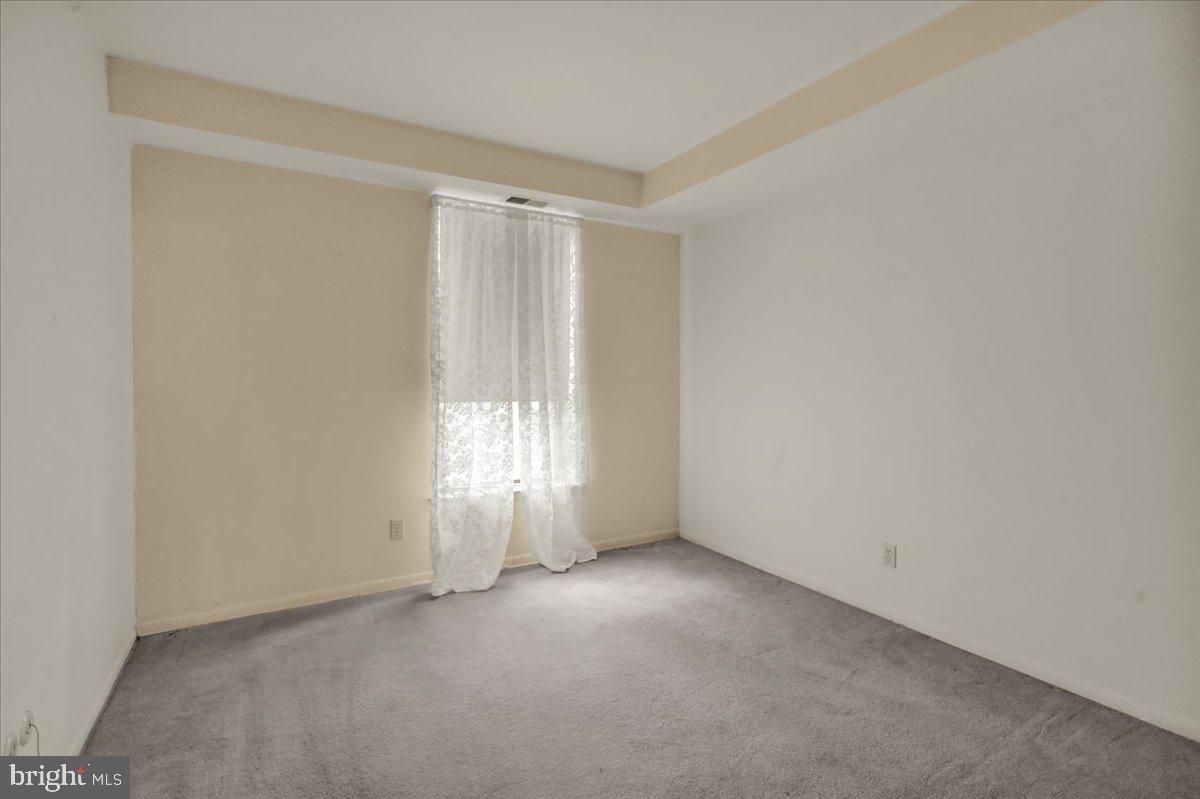 7 Fairway Road Reading, PA 19607 - Photo 15 of 20 a view of an empty room and window