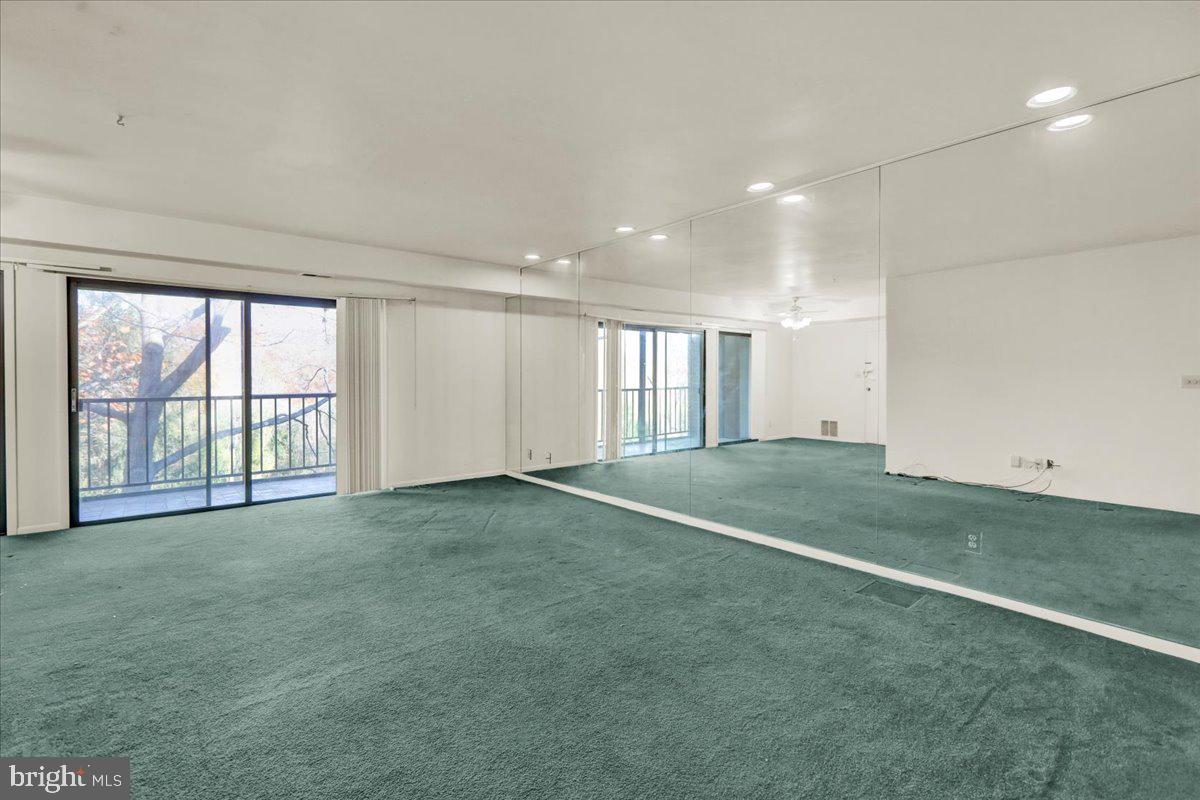 7 Fairway Road Reading, PA 19607 - Photo 9 of 20 a view of an empty room with a window