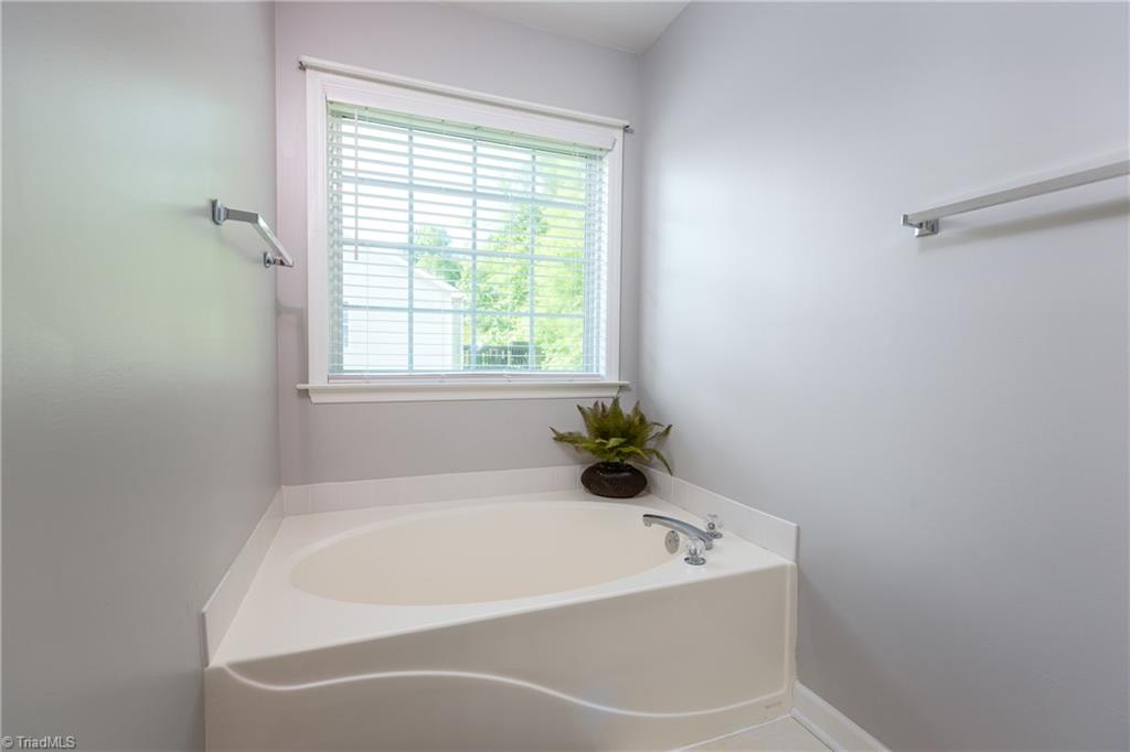 5160 Springhouse Farm Road Winston-Salem, NC 27107 - Photo 14 of 25 Gallery Image 14