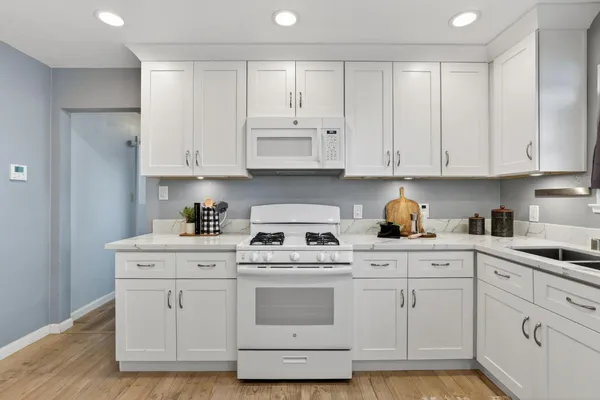 $365,000 | 2321 Howe Avenue, Sacramento, CA 95825