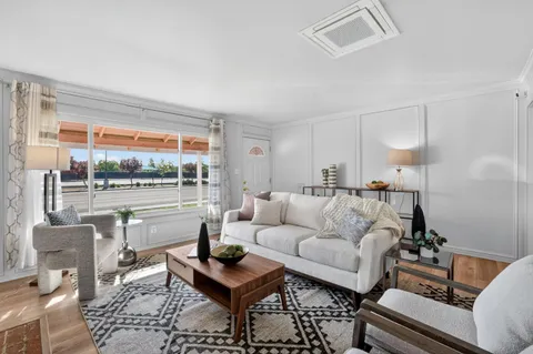 $365,000 | 2321 Howe Avenue, Sacramento, CA 95825