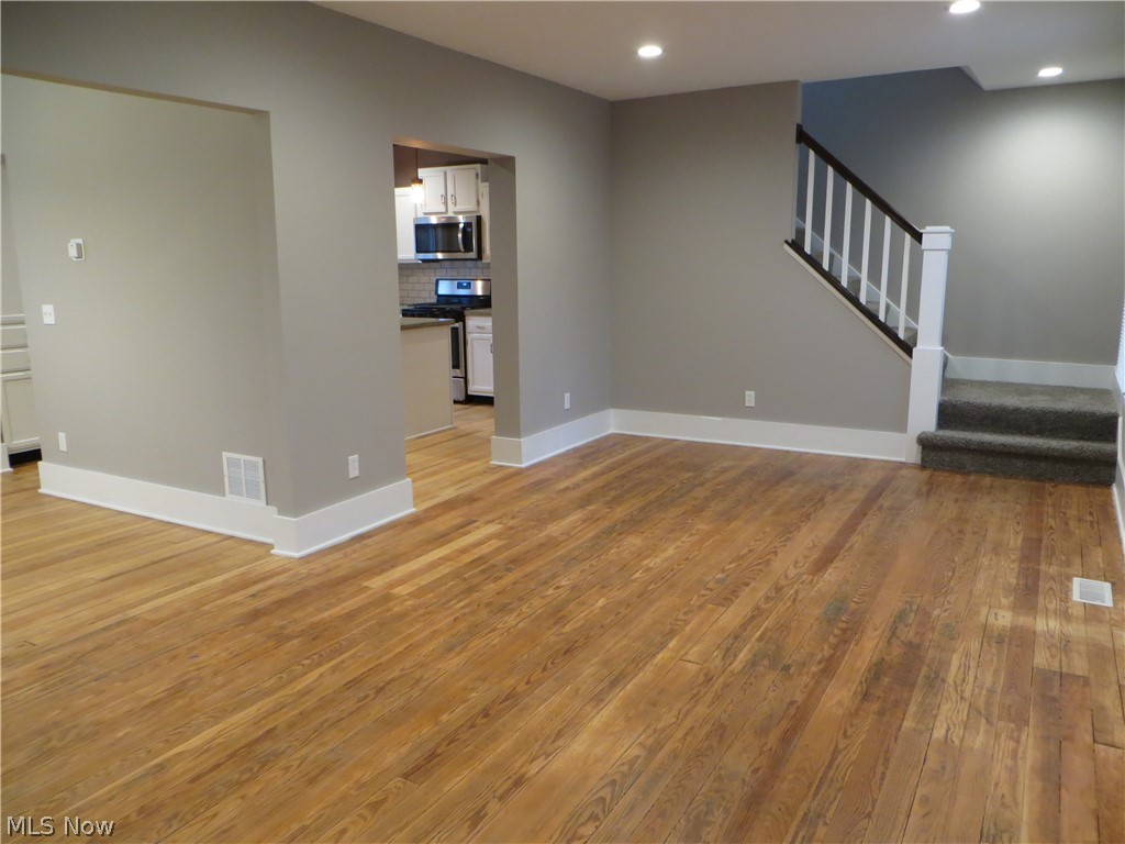 1102 Terrace Avenue Northwest Canton, OH 44708 - Photo 5 of 25 Gallery Image 5