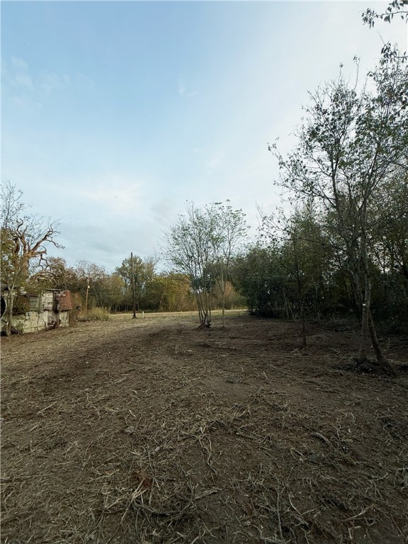 0 West Kezee Street Calvert, TX 77837 - Photo 6 of 6 a view of outdoor space and yard