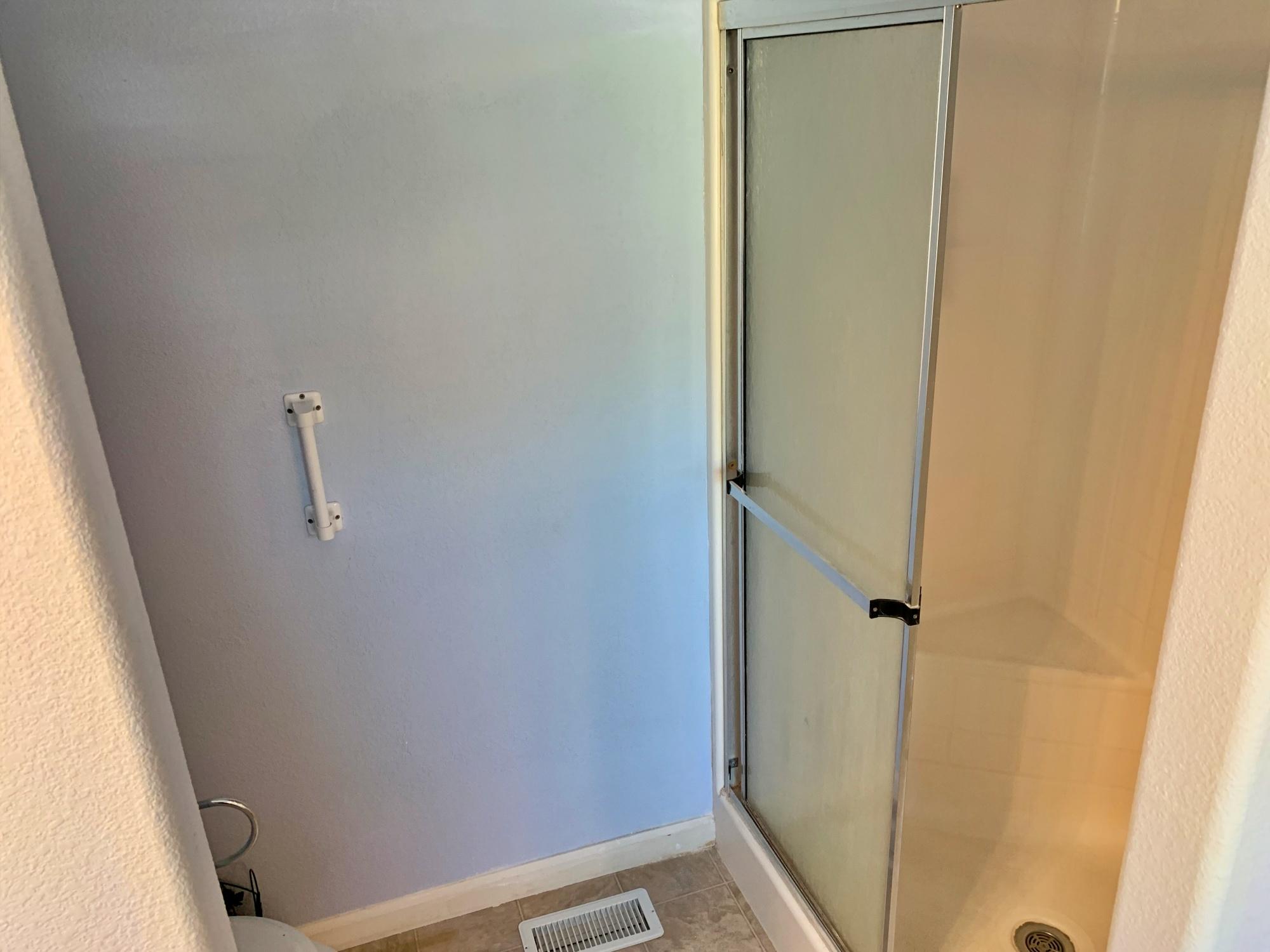 18010 Quail Ridge Road Cottonwood, CA 96022 - Photo 7 of 16 master shower