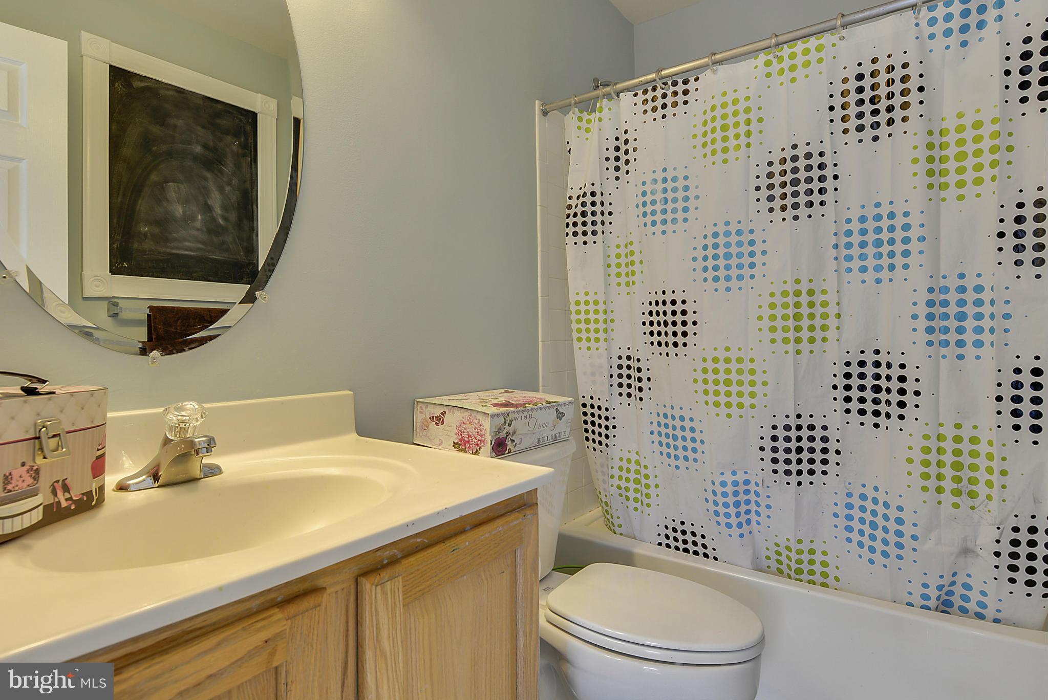 23111 Persimmon Ridge Road Clarksburg, MD 20871 - Photo 27 of 30 Bath