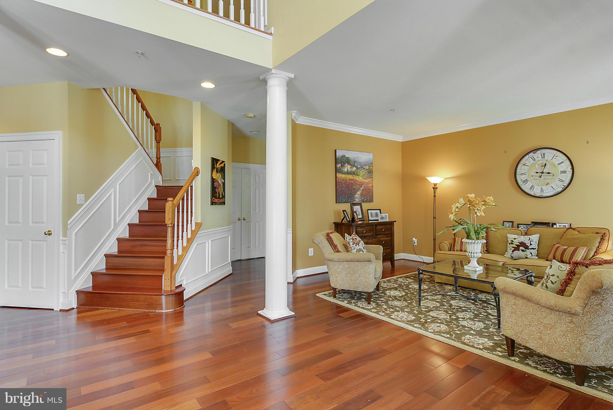 23111 Persimmon Ridge Road Clarksburg, MD 20871 - Photo 7 of 30 Living Room