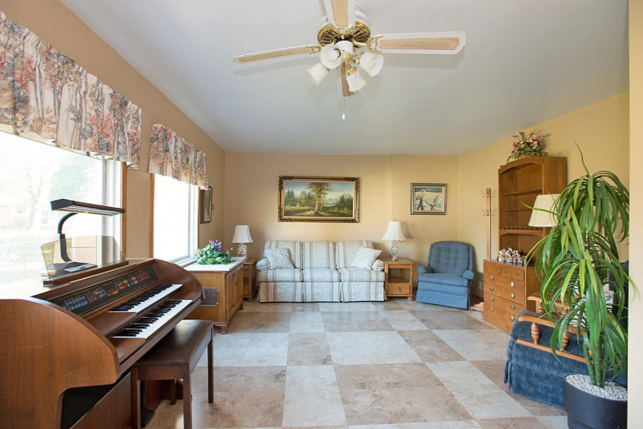 42 Shortridge Road Battle Creek, MI 49015 - Photo 8 of 15 Short Ridge (11 of 23)