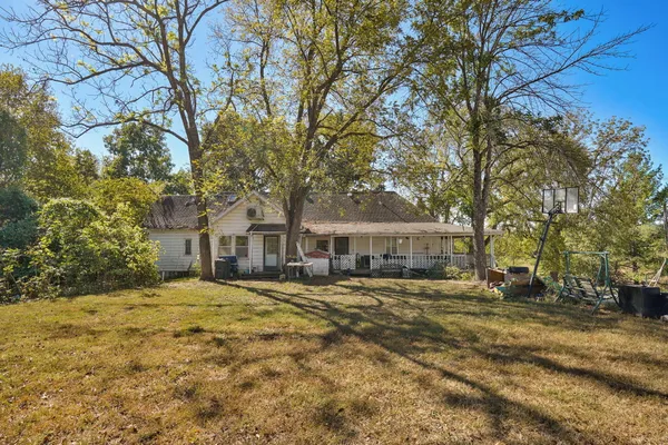 $285,000 | 1333 East 559th Road, Morrisville, MO 65710