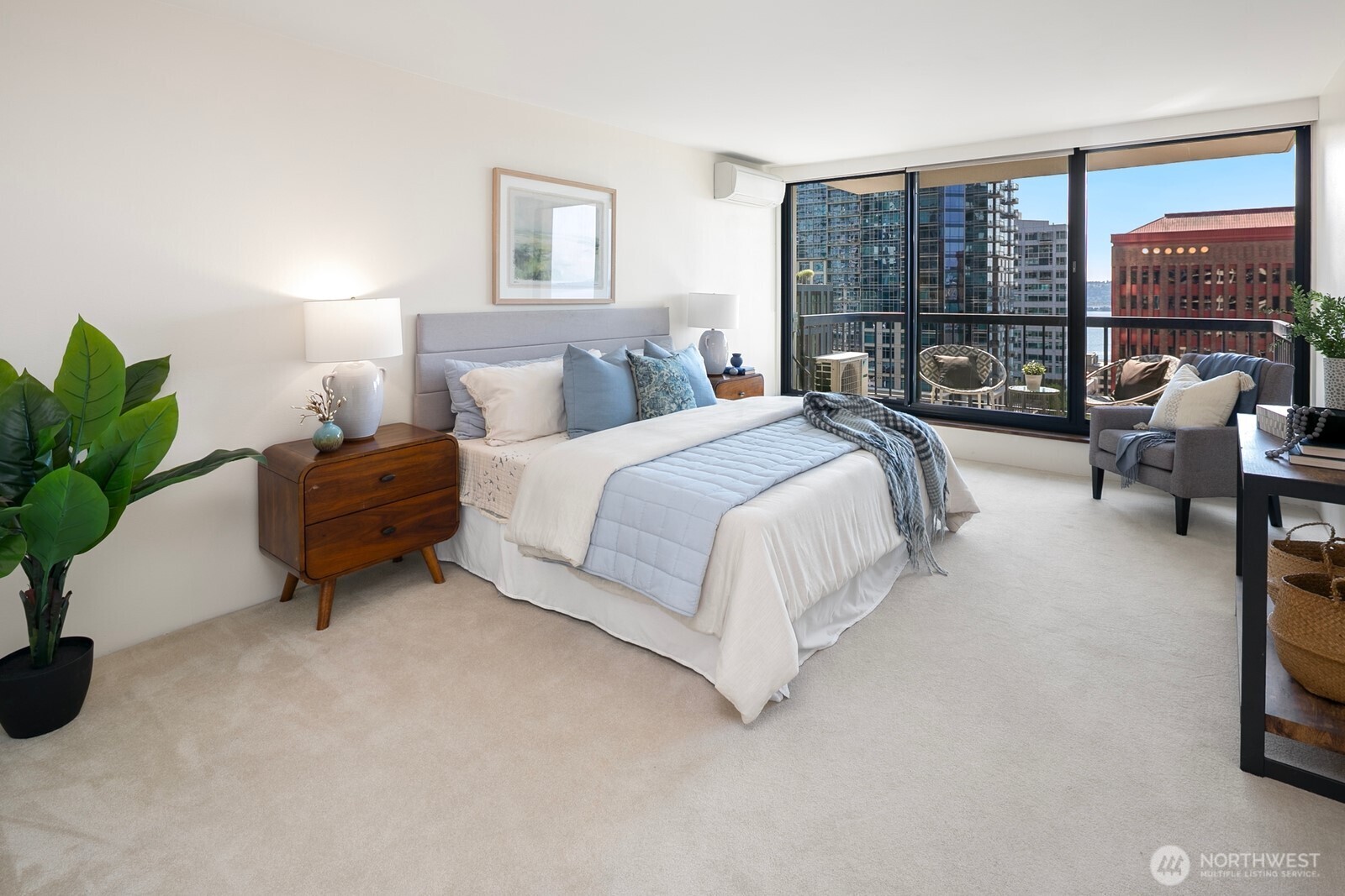 2100 3rd Avenue, Unit 1702 Seattle, WA 98121 - Photo 15 of 36