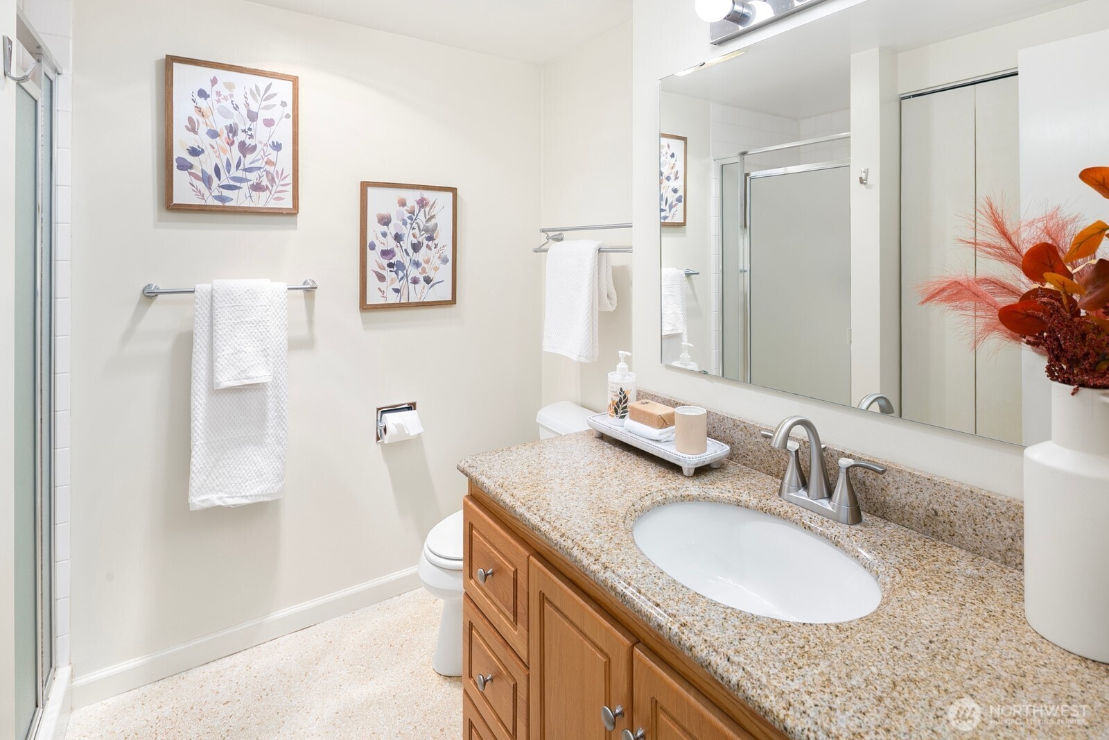 2100 3rd Avenue, Unit 1702 Seattle, WA 98121 - Photo 25 of 36