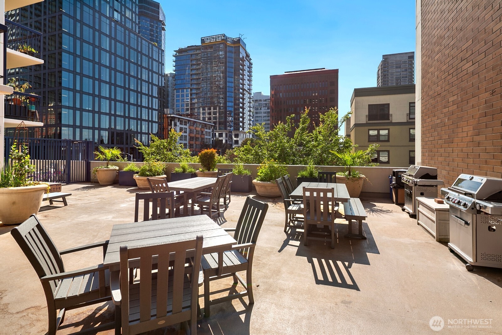 2100 3rd Avenue, Unit 1702 Seattle, WA 98121 - Photo 29 of 36