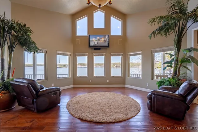 $950,000 | 4956 Shorewood Drive, Osage Beach, MO 65065