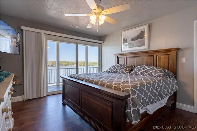 $950,000 | 4956 Shorewood Drive, Osage Beach, MO 65065