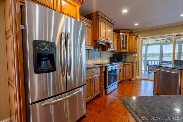 $950,000 | 4956 Shorewood Drive, Osage Beach, MO 65065