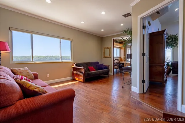 $950,000 | 4956 Shorewood Drive, Osage Beach, MO 65065