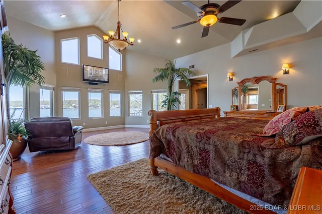 $950,000 | 4956 Shorewood Drive, Osage Beach, MO 65065