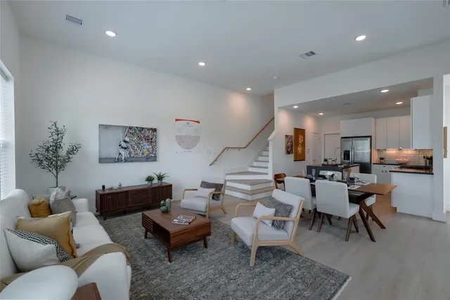 $2,500 | 862 Paul Quinn Street, Unit C, Houston, TX 77091