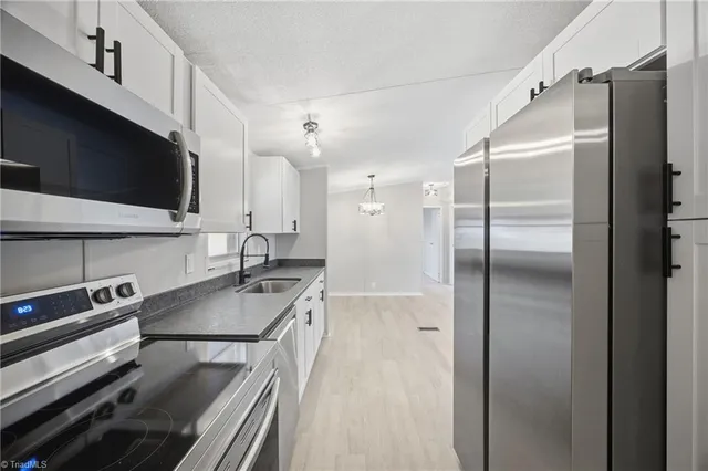 $199,000 | 53 Mountain View Drive, Taylorsville, NC 28681