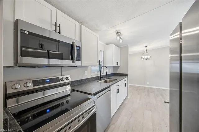 $199,000 | 53 Mountain View Drive, Taylorsville, NC 28681