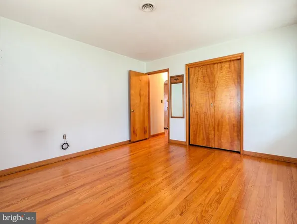 a view of a house with outdoor space