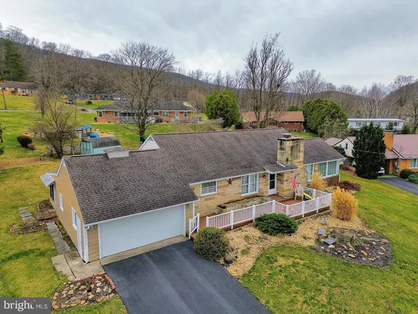 $289,900 | 155 Shawnee Circle, Bedford, PA 15522