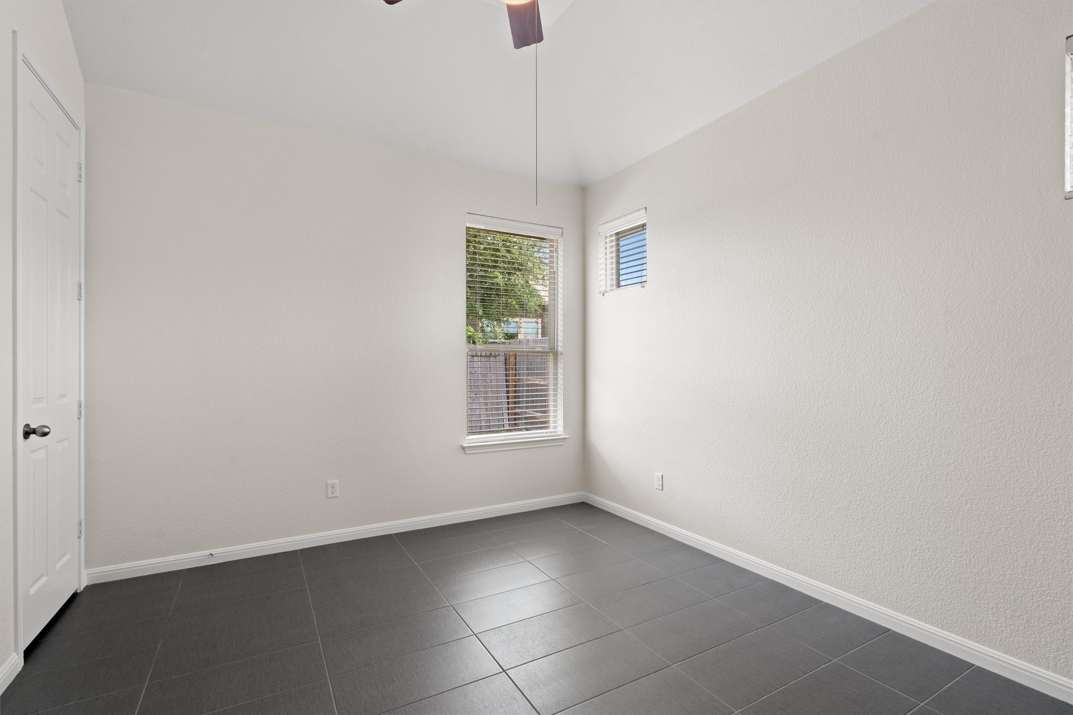 1128 Clearwing Circle Georgetown, TX 78626 - Photo 23 of 38 Bedroom 3