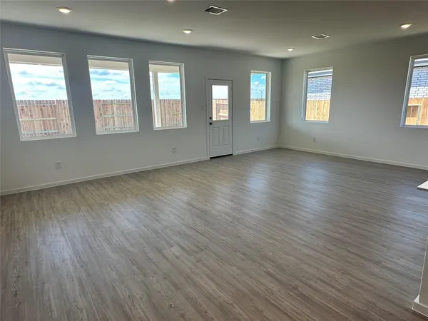 $279,990 | 1226 Bonnerjee Drive, Crosby, TX 77532