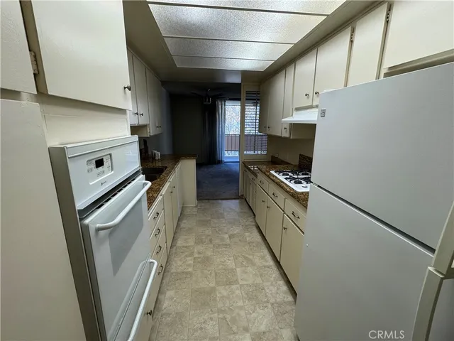 $699,000 | 330 West California Boulevard, Unit 203, Pasadena, CA 91105