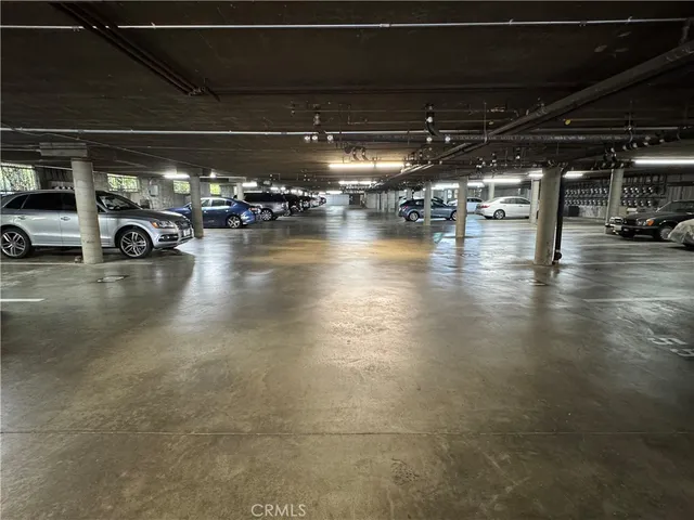 $699,000 | 330 West California Boulevard, Unit 203, Pasadena, CA 91105