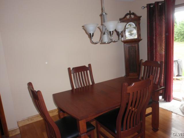 709 Brandywine Road Nazareth, PA 18064 - Photo 8 of 28 Dinette area with sliding glass doors that lead to