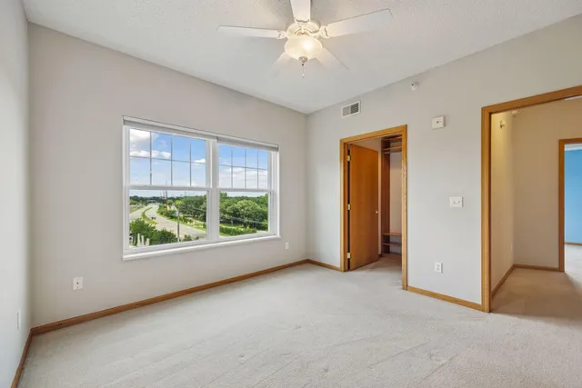 $214,000 | 4824 East 53rd Street, Unit 501, Minneapolis, MN 55417