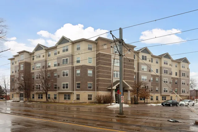 $214,000 | 4824 East 53rd Street, Unit 501, Minneapolis, MN 55417