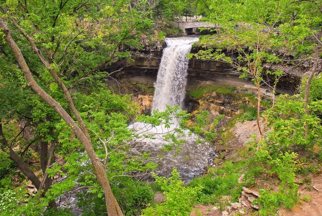 $214,000 | 4824 East 53rd Street, Unit 501, Minneapolis, MN 55417