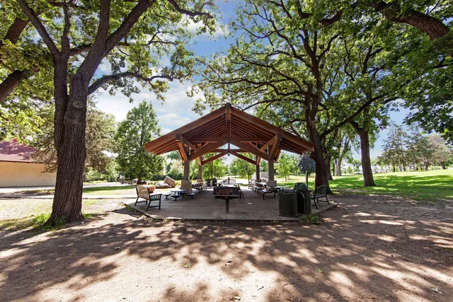 $214,000 | 4824 East 53rd Street, Unit 501, Minneapolis, MN 55417