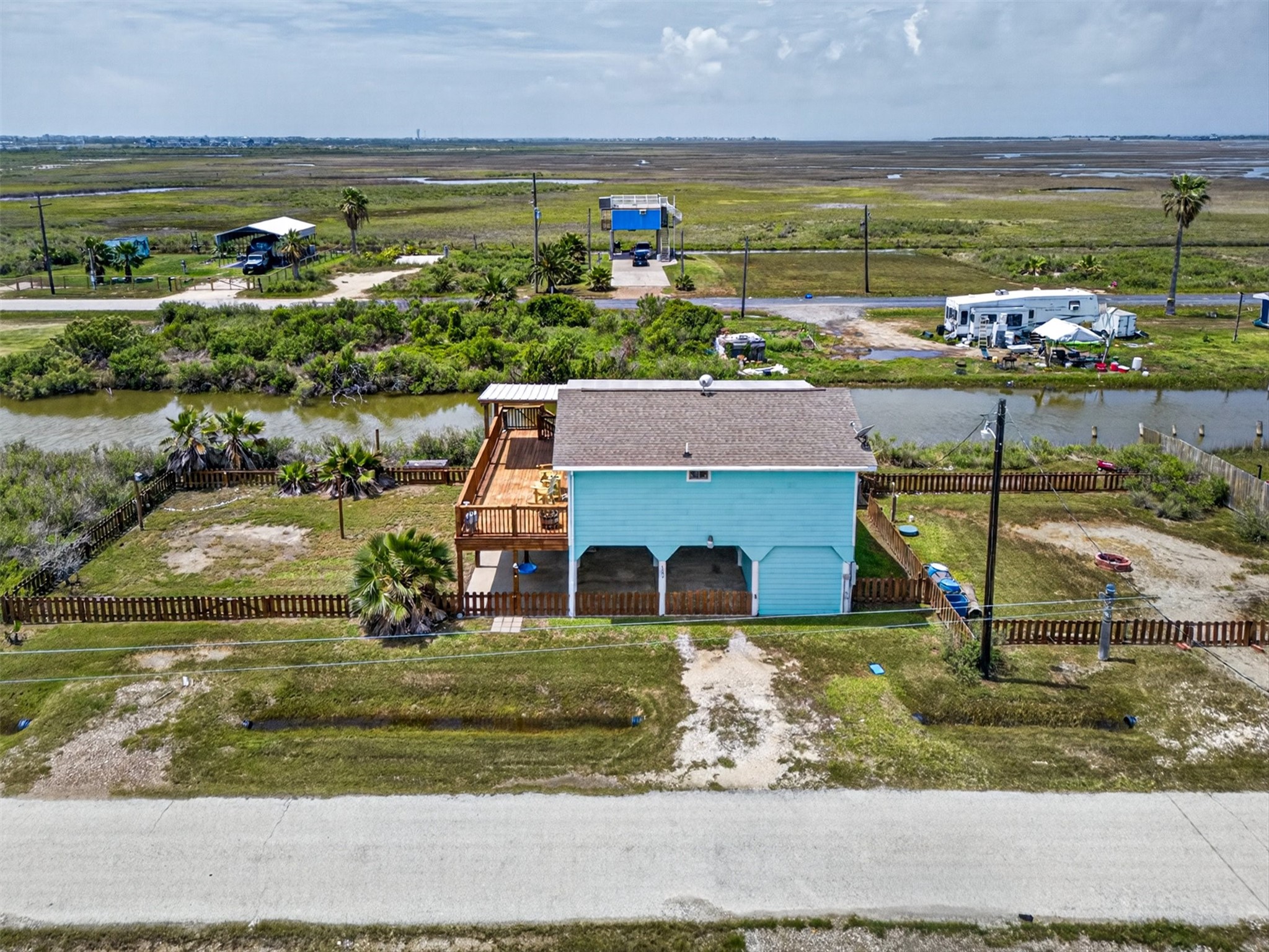 1209 North Jacks Road Crystal Beach, TX 77650 - Photo 29 of 39 Three separate driveways offer versatility and ample parking.
