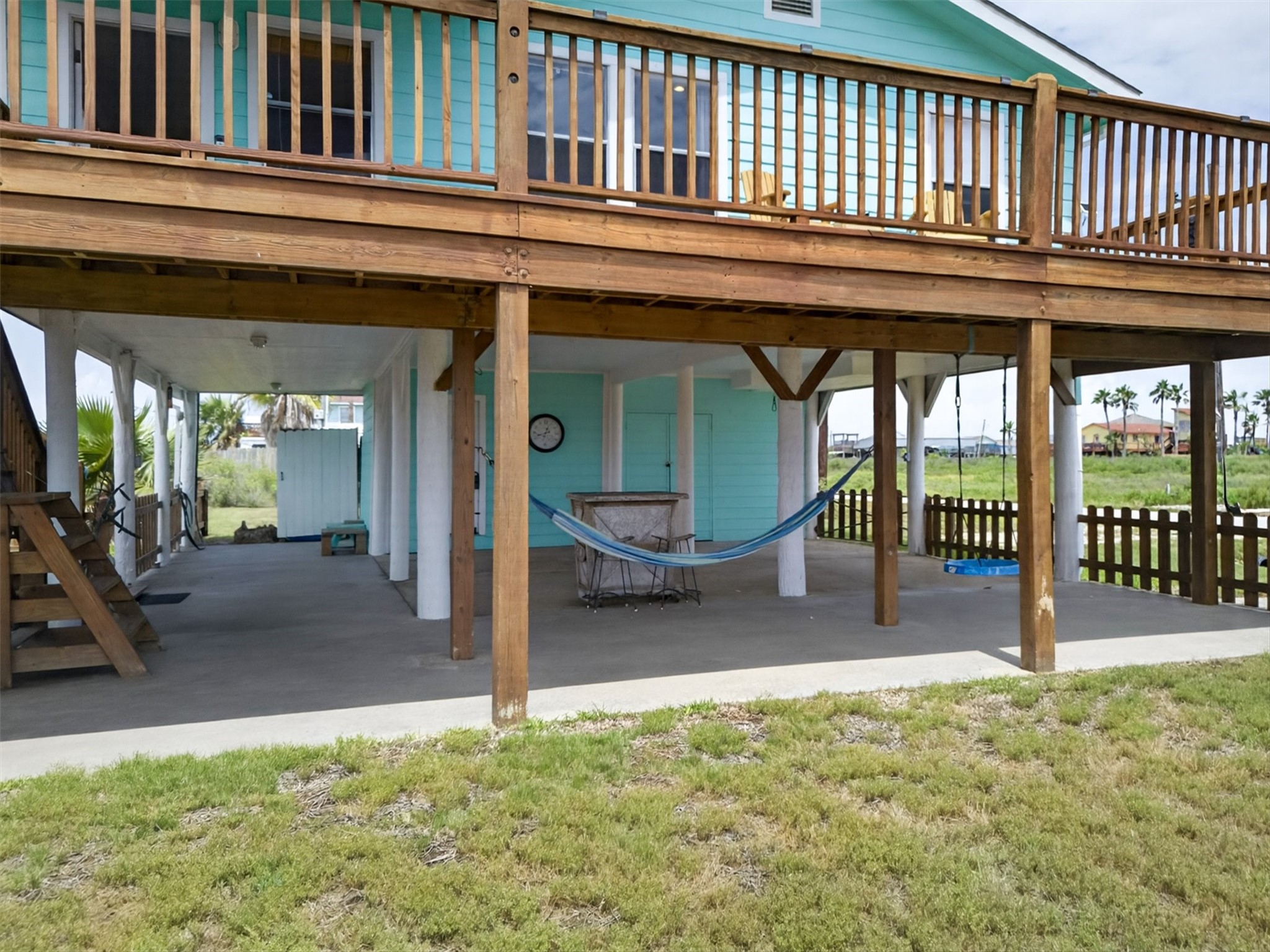 1209 North Jacks Road Crystal Beach, TX 77650 - Photo 4 of 39 Come on down and hang out in the coastal breezes
.