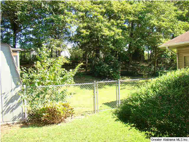 2038 Forest Glen Road Sylacauga, AL 35150 - Photo 3 of 17