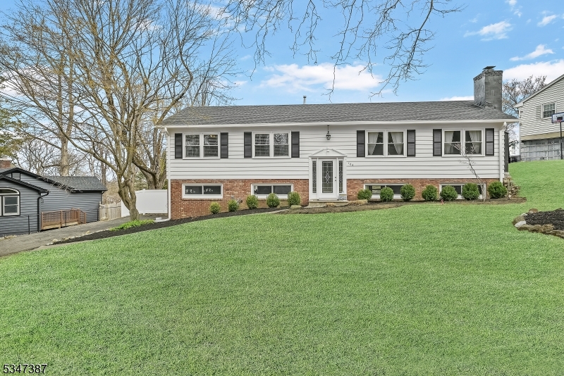 104 Summit Road Sparta, NJ 07871 - Photo 1 of 32