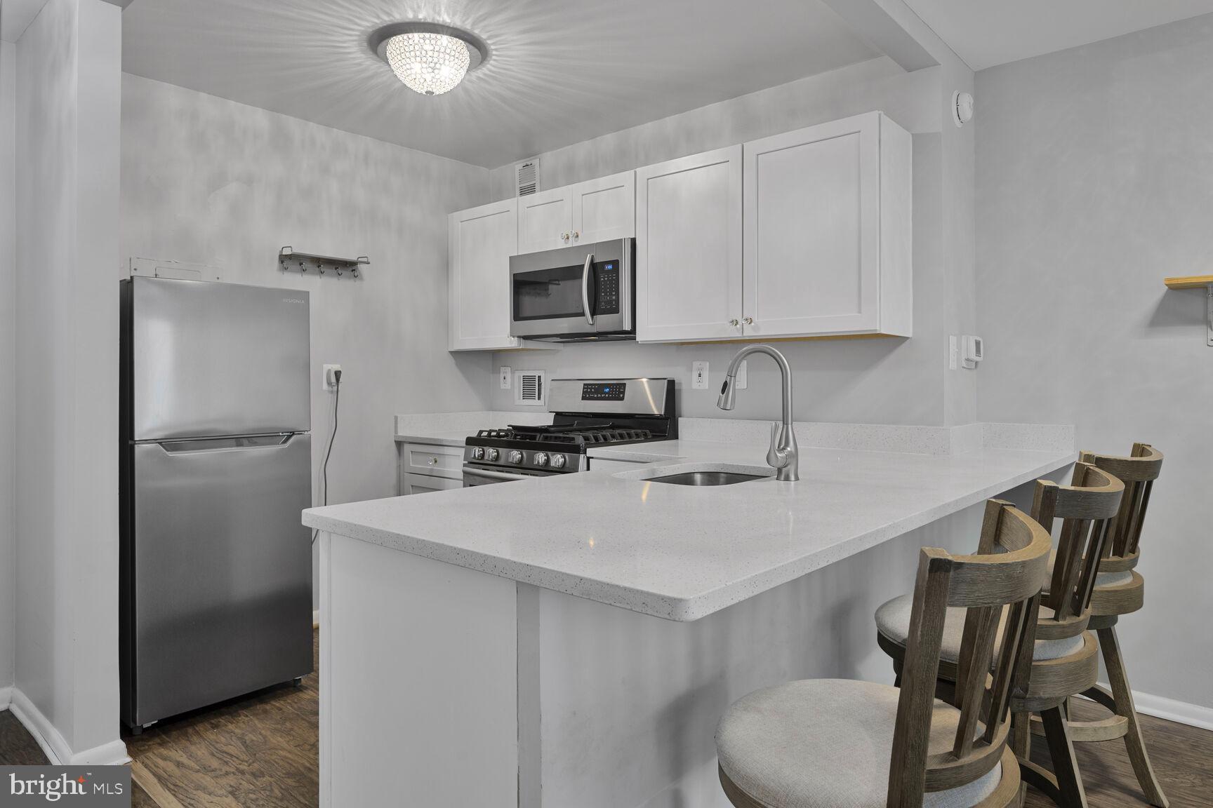 2939 Van Ness Street Northwest, Unit 405 Washington, DC 20008 - Photo 12 of 29