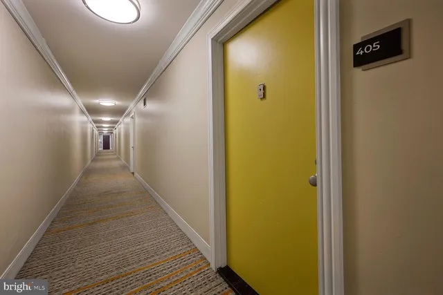 $1,900 | 2939 Van Ness Street Northwest, Unit 405, Washington, DC 20008