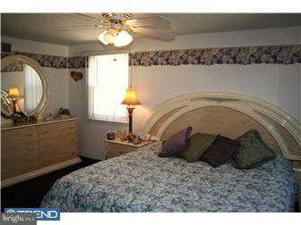 2081 Red Lion Road Philadelphia, PA 19115 - Photo 8 of 12 Bedroom - Main