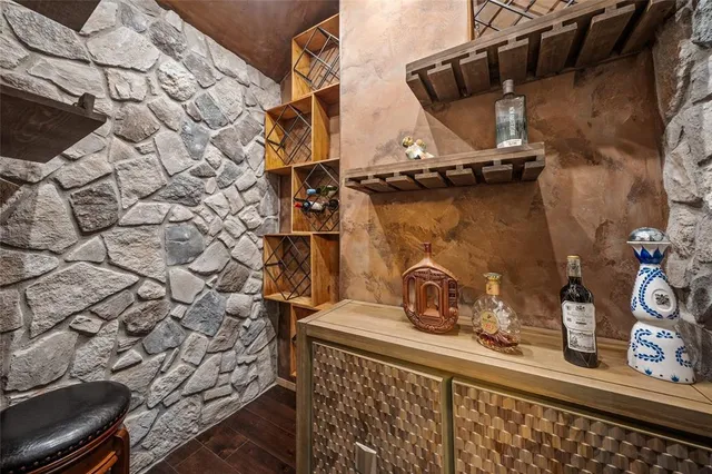 $3,500,000 | 2340 Bayshore Road, Nokomis, FL 34275