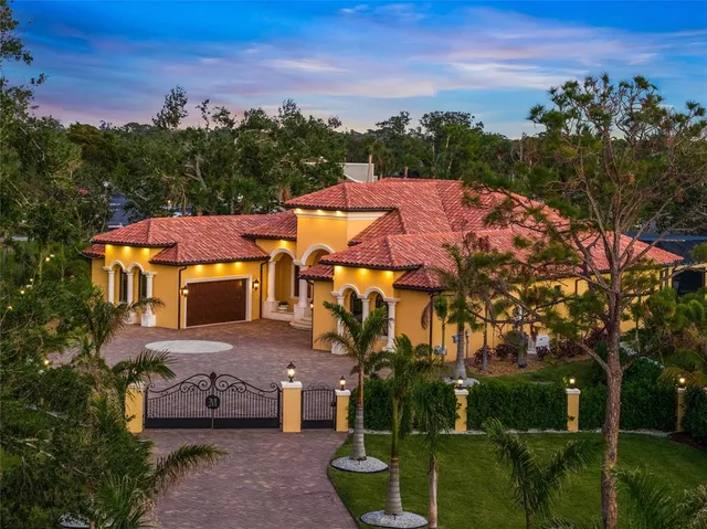 $3,500,000 | 2340 Bayshore Road, Nokomis, FL 34275