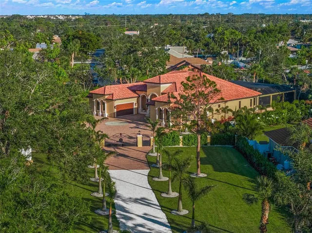 $3,500,000 | 2340 Bayshore Road, Nokomis, FL 34275